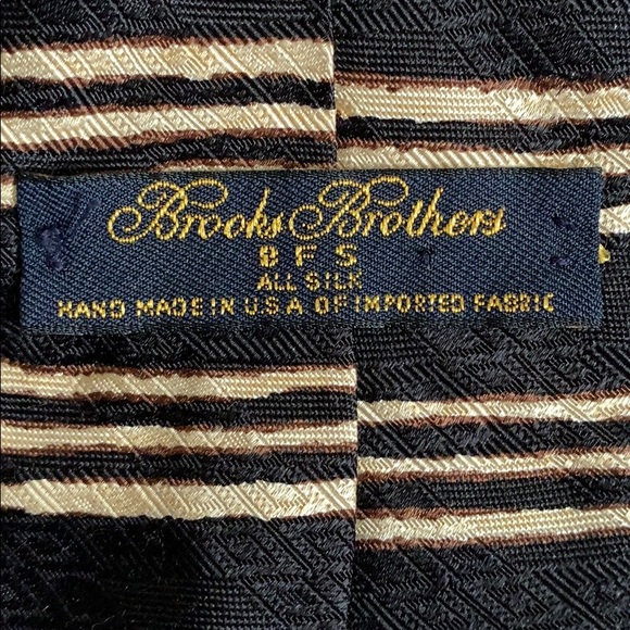 Brooks Brothers Tie - Picture 4 of 4